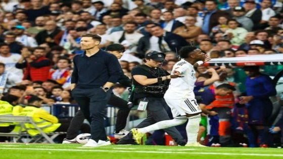 فينيسيوس لتشابي في مباراة بيتيس : على غونزالو ان يمرر الكرة الجميع يريد المراوغة لكنهم يصفرون علي انا اخبره ان يمررها لي مرة واحدة فقط دائما لا يفعل هذا اللعنة