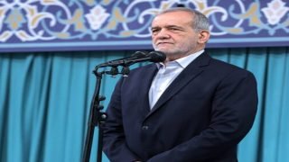 الرئيس الإيراني ينصح الأمريكيين: إذا كنتم تسعون إلى دبلوماسية حقيقية فعليكم ألا تستفزّونا.