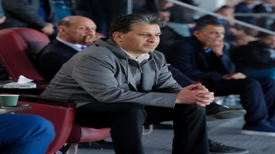 وسط حملة منظمة وممنهجة تستهدف رئيس اللجنة الأولمبية الدكتور عقيل مفتن، يواصل بعض المرتزقة شن هجماتهم عبر صفحات الفيسبوك، مستندين إلى شخصيات تدّعي الوطنية والنزاهة، في محاولة لإيقافه عن محاربة الفساد المستشري في الأندية والاتحادات الرياضية. لكن الحقيقة واضحة: الإصلاح مستمر، والوسط الرياضي قريباً سيشهد طهراً حقيقياً، حيث لن يبقى مكان لمن يسعى لتعطيل العمل الوطني الصادق. #الإصلاح_الرياضي #الرياضة_العراقية #دعم_الدكتور_عقيل_مفتن