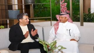 الشجاعة صفة تميز بها الدكتور عقيل مفتن، رئيس اللجنة الأولمبية الوطنية. سهامكم الطائشة لن تصيبه، فقد أصابكم بما لا تحبون: قرارات تحمي المال الرياضي وتحافظ على حقوق الرياضة العراقية. فلتستمروا بغيظكم… الحقيقة لن تتغير، والإصلاح مستمر! #دعم_الدكتور_عقيل_مفتن #الرياضة_العراقية #الإصلاح