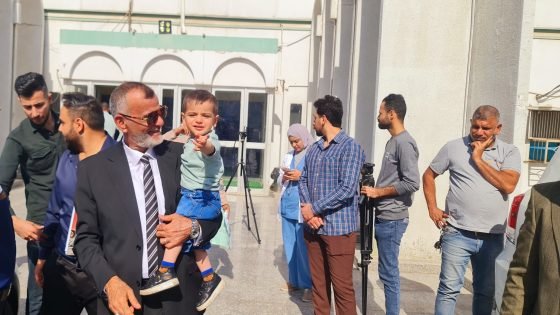 استناداً لتوجيه العيداني.. نقل طفل متروك منذ عام إلى دار الزهور في البصرة