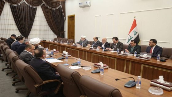 وكالة العين الإخبارية الإماراتية: قيادات الإطار شددوا على ضرورة الدخول في مفاوضات مباشرة مع الولايات المتحدة بهدف تقديم تطمينات إلى إدارة ترامب بشأن الحكومة المقبلة التي سيترأسها المالكي.