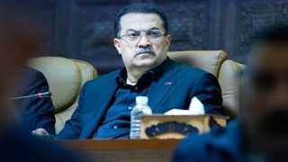 السوداني يعتذر عن تأدية اليمين الدستورية نائباً في البرلمان لرغبته بالاستمرار رئيساً للوزراء.