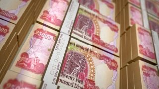 المستشار المالي لرئيس الوزراء “مظهر محمد صالح”: الرواتب الشهرية للموظفين والمتقاعدين والرعاية تبلغ 8 ترليونات دينار.