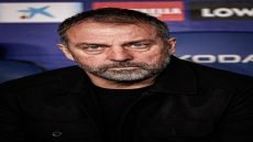 أسوأ ليلة لك مع برشلونة؟ هانسي فليك: أسوأ ليلة كانت ليلة الانتر ، لدينا فرصة للعودة في النتيجة