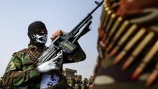 سكرتير الحزب الشيوعي “رائد فهمي”: سلاح الفصائل هو لأجل تثبيت مكاسبهم لا غير.