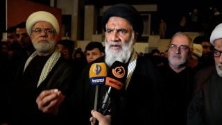 ممثل قائد الثورة في إيران يوجّه من البصرة رسالة وعيد إلى واشنطن وتل أبيب: لن يهدأ لنا بال حتى زوال الكيان الصهيوني