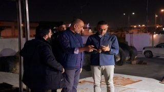يرافقه مدير المجاري خزعل الفرطوسي.. العامري يتابع ميدانياً تصريف مياه الأمطار في البصرة