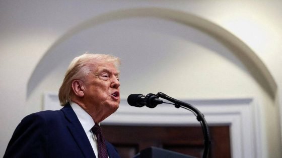 ترامب: نجري مفاوضات مباشرة وغير مباشرة مع إيران وأتوقع إبرام اتفاق معها الأسبوع المقبل