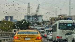 الطقس: العراق يشهد مطلع الأسبوع المقبل تأثراً بمنخفض جوي مصحوب بأمطار غزيرة وتقلبات حادة في الطقس وسط تحذيرات من السفر براً خلال ذروة الحالة الجوية.