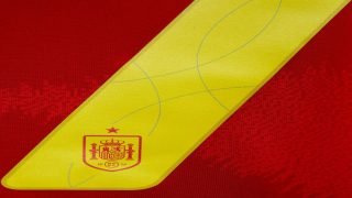 حسب ESPN: إذا ظل الإتحاد الأوروبي وإسبانيا متمسكين بقرار اللعب في مدريد دون وجود خيارات أخرى فقد يتم إلغاء المباراة أو تعليقها