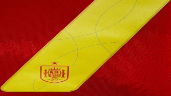 حسب ESPN: إذا ظل الإتحاد الأوروبي وإسبانيا متمسكين بقرار اللعب في مدريد دون وجود خيارات أخرى فقد يتم إلغاء المباراة أو تعليقها