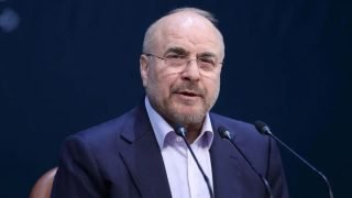 رئيس البرلمان الإيراني: واشنطن تزعم تدمير 320% من قدراتنا الصاروخية.. وصواريخنا لا تزال تطلق