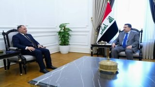 رئيس مجلس الوزراء محمد شياع السوداني يستقبل محافظ الديوانية عباس شعيل الزاملي