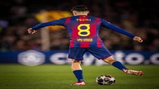الماركا: أخبر بيدري وكيله أنه لا ينوي مغادرة برشلونة.