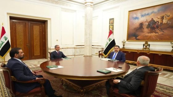 اجتماع الرئاسات في قصر بغداد يبحث تداعيات التصعيد الإقليمي ويؤكد رفض زجّ العراق في الصراعات الخارجية