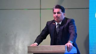 ​المهندس الحقيقي لمعجزة المونديال والقائد الذي كسر قيود المستحيل لإعلاء راية العراق.. الدكتور عقيل مفتن: الأب الروحي لنهضة الرياضة العراقية الذي سخر ماله وجهده لانتزاع بطاقة التأهل، فلماذا يُقابل الوفاء بالإقصاء والنكران في لحظة المجد؟
