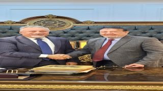 التكريم المستحق ليس خبرا او شهادة تعلق على الجدران …. 