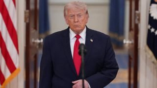 ترامب: لن أعلن الآن عما ستفعله أمريكا في حال تعرض طيار المقاتلة المفقود للأذى
