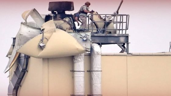 السفارة الأمريكية ببغداد: مليشيات عراقية موالية لإيران شنت هجومين على منشآت دبلوماسية أمريكية بالعراق أمس.