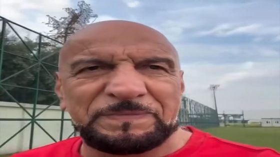 تصريح سابق لحارس منتخبنا الوطني السابق محمد : يونس محمود ومجموعته مافرحوا بالتاهل لكاس العالم شوفوا وجوهم