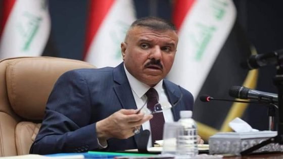 “الشمري” فوق المحاصصة.. حينما تُنصب خيام الوفاء لـ “وزير الشعب” تحت قبة البرلمان!