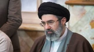 مصدر إيراني لرويترز: إذا وافق المجلس الأعلى للأمن القومي الإيراني على مذكرة التفاهم مع أمريكا سيجري إرسالها إلى الزعيم الأعلى خامنئي للموافقة النهائية.