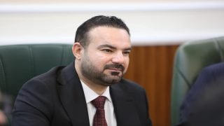 بيض الله وجهك دكتور ماهر البياتي.. رجل المبادئ الذي داوى جراح المتقاعدين وغادر بنقاء السريرة