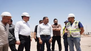بتوجيه من العيداني.. العامري يتفقد مشاريع محطات التحلية ويؤكد أهمية دعمها مالياً من حكومة المركز 