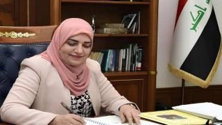 عاجل: هروب طيف سامي وزيرة مالية السوداني وعدم التمكن من العثور عليها في منزلها الكائن بمنطقة المنصور في الداوودي.