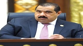 مثنى السامرائي هو الابن المدلل للاطار التنسيقي وصنيعتهم وشريكهم في الفساد وهذا هاشم الكندي لسان حال الاطار وهو يمدح مثنى السامرائي وكأنه ولي من اولياء الله الصالحين! واخيرا مثنى السامرائي ما يحتاج ياخذ أموال من قطر ففي وزارة التربية ومصفى بيجي ومحافظة صلاح الدين ما يكفي وزايد.
