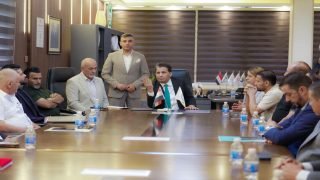 مفتن يلتقي نخبة من نجوم الكرة العراقية السابقين لبحث استحقاقات المنتخبات وكأس آسيامفتن يلتقي نخبة من نجوم الكرة العراقية السابقين لبحث استحقاقات المنتخبات وكأس آسيا