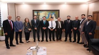​رئيس اللجنة الأولمبية يبحث تعزيز المبادرات التكافلية مع “سواعد الأمل”.. وترحيب واسع برؤيته الإنسانية