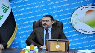 نائب يتهم محافظ النجف بمخالفات إدارية وحزبية ومحاباة في توزيع الأراضي