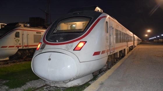 استئناف رحلات قطارات المسافرين بين بغداد والبصرة ابتداءً من الجمعة.. 