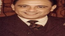 الدكتور نزار بأقر الحسني مواليد العراق بغداد الكاظمية. ١٩٣٤  استشاري واستاذ جراحة الصدر في كلية طب بغداد
