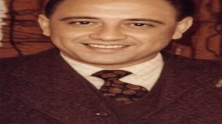 الدكتور نزار بأقر الحسني مواليد العراق بغداد الكاظمية. ١٩٣٤  استشاري واستاذ جراحة الصدر في كلية طب بغداد