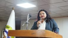 سيدة المنسوجات وصوت الطبقة العاملة: هدى الآلوسي تُعيد الدفء لشرايين الصناعة الوطنية