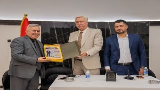 برعاية وحضور الدكتور حسنين فاضل معلة.. نادي الصيد يحتفي بالذكرى الـ 56 لتأسيس جريدة “الرياضي”