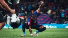 رافينيا لـRAC1 : أخطط لتوقيع عقد جديد مع برشلونة أملي هو البقاء هنا حتى الاعتزال . ‏ أتمنى أن أبقى لاعباً في برشلونة حتى نهاية مسيرتي الكروية.