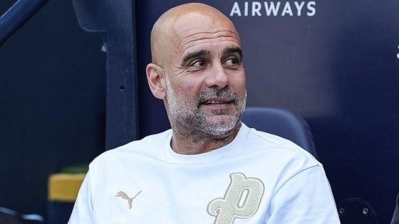بيب غوارديولا :لماذا تذهب إلى السينما أو المسرح أو تهدر وقتك في قراءة الكتب؟ أرجوك استغل هذا الوقت في مُشاهدة فليك مع برشلونة فأنا حتى بعد إنتهاء المُباراة أعود لمُشاهدتها من جديد.