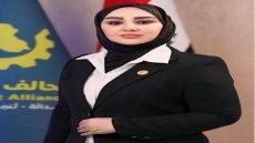 على اليمين رئيس الطاقة الذرية في إيران البروفسور محمد إسلامي حاصل على سبع شهادات في الطاقة الذرية وشهادتان بتخصيب اليورانيgم ومهندس في التصنيع العكسري وصناعة الصـgاريخ والرؤوس النوgية وحاصل على شهادة الدكتوراه في طب العيون وحاصل على شهادة القانون ويجيد اللغة الإنجليزية والروسية والفرنسية هسه لهنا الأمور طيبة !