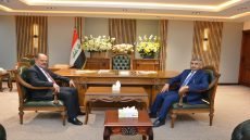 وزير الثقانة ورئيس اتحاد الصحفيين العرب يبحثان استضافة العراق لمؤتمر الاتحاد والمكافئات التشجيعية للصحفيين والفنانين والادباء 